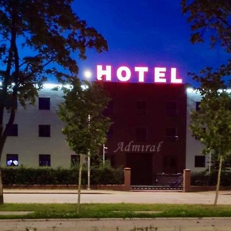 Hotel I Restauracja Admiral Legnica Exterior foto